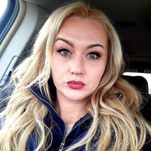 Meet your Posher, Candise